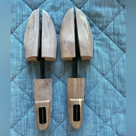 Allen Edmonds cedar shoe trees size large NWOT - Picture 2 of 2